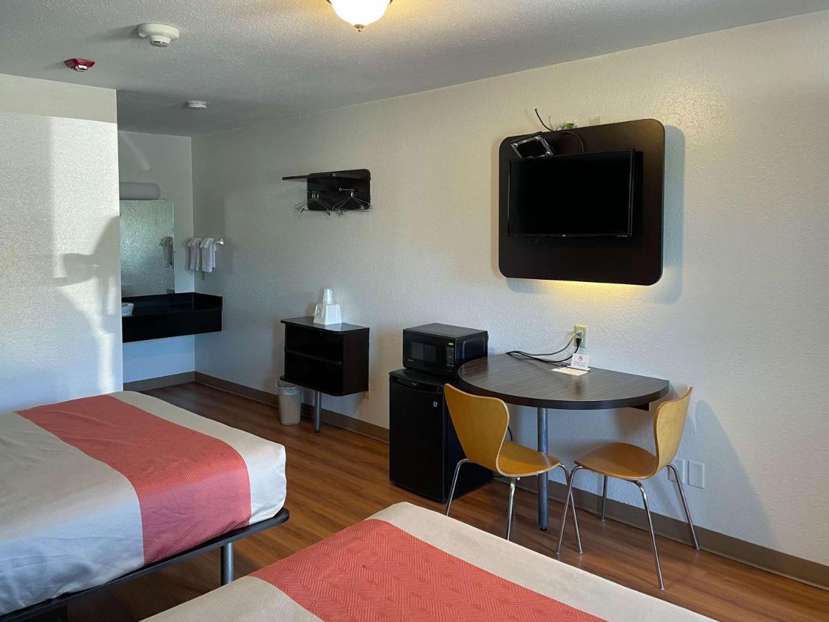 Motel 6 Cameron Mo Exterior photo